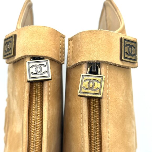 CHANEL Vintage 2006 Nubuck Leather CC Logo Back Zip Tall Riding Knee High Boots - Picture 9 of 15